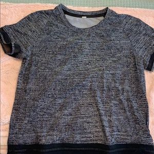 Lululemon cropped workout top
